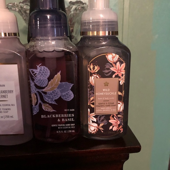 NWT Bath & Body Works 6 Pc Bundle - Picture 2 of 7